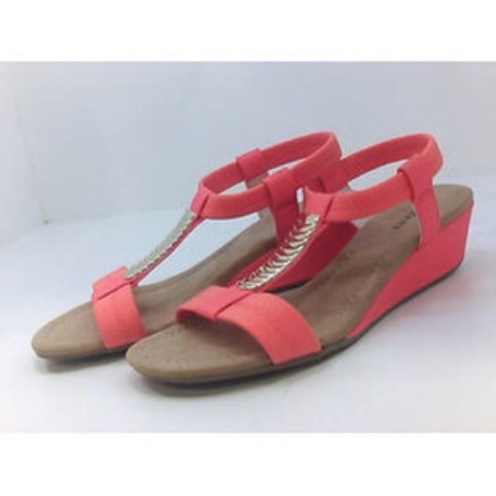 Alfani low wedge pink sandals